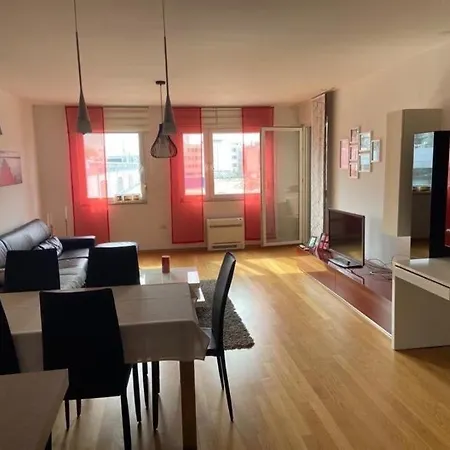 White-red In Apartment *